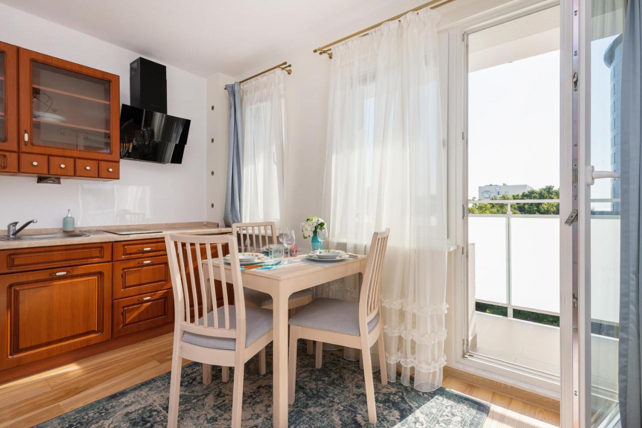 Fuerta Seaside Apartment Gdynia By Renters ภายนอก รูปภาพ